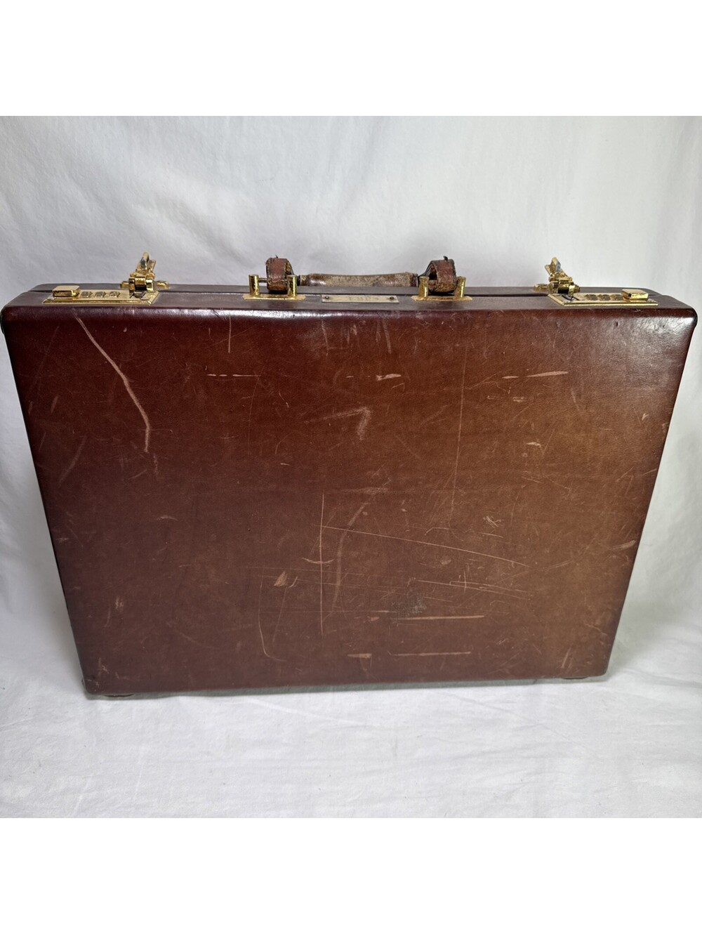 VTG Hard Luxury Briefcase Leather By Lion Leather Prods Belting Leather W/ Code